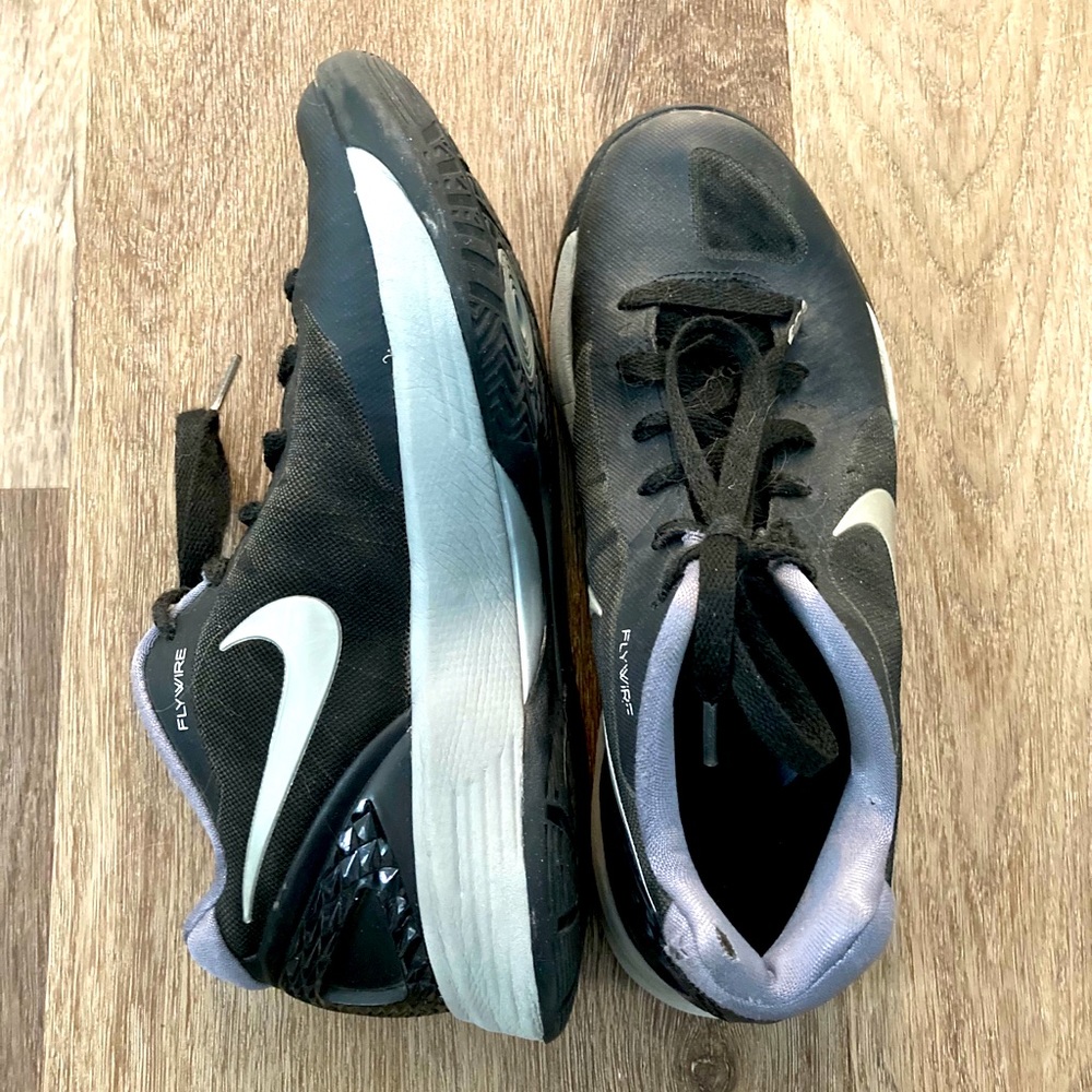 Nike Flywire Volleyball Shoes